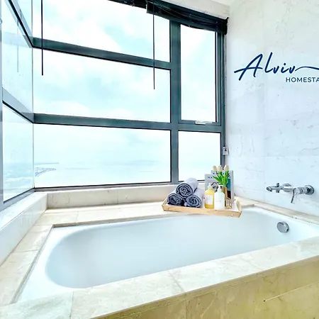 Silverscape: Luxury Apartments with Infinity Pool near Jonker Street Malacca Room photo