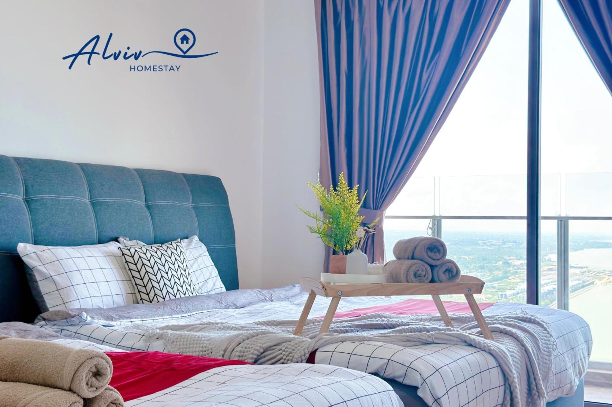 Silverscape: Luxury With Infinity Pool Near Jonker Street Apartment